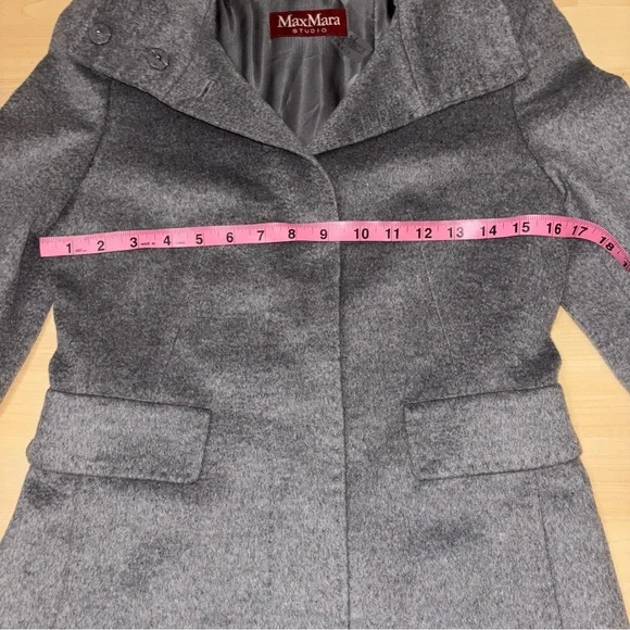 Max Mara Studio Agnese Virgin Wool FunnelNeck Grey Coat Sz 2 Designer Minimalist